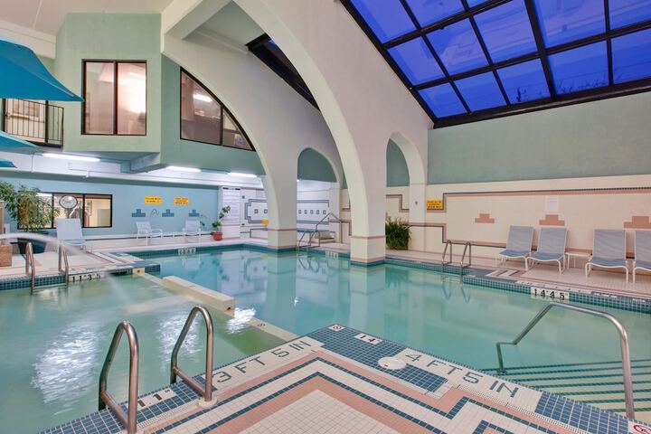 Pool 7 of 60