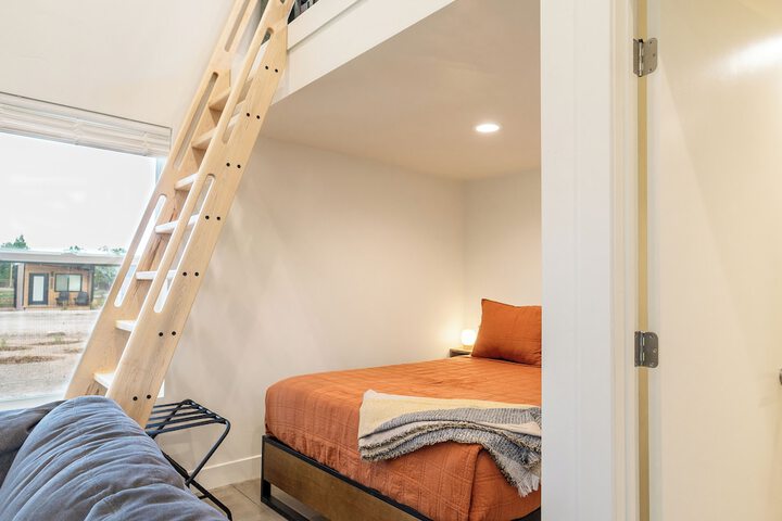 Room 56 of 120