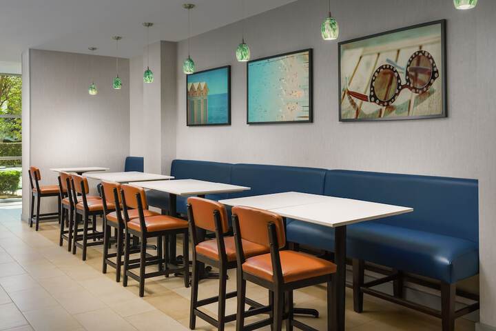 HYATT house Fort Lauderdale Airport & Cruise Port
