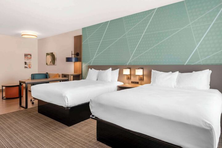 Comfort Suites Richmond East