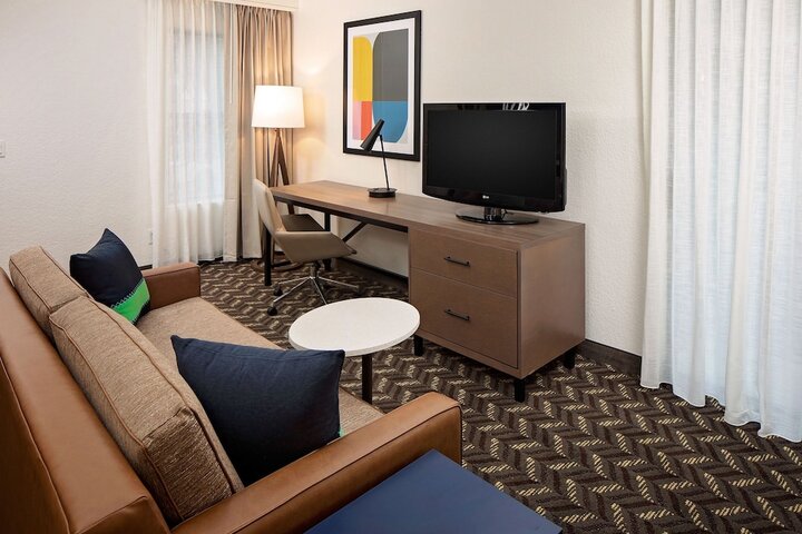 Room 18 of 30