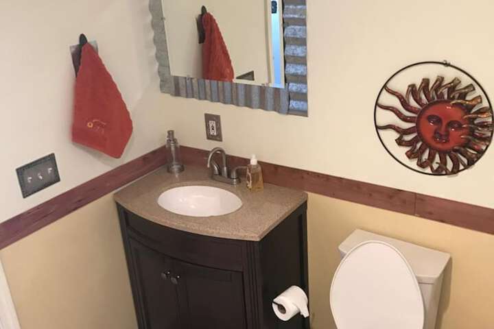 Room 29 of 38