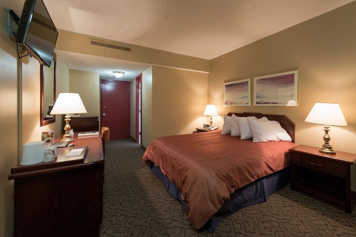 Room 17 of 47