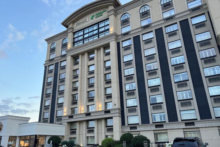 Holiday Inn Hotel & Suites St. Catharines Conference Center by IHG