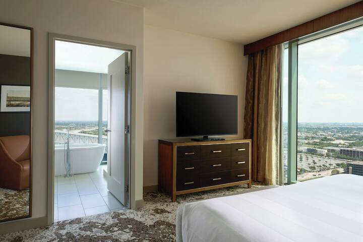 Marriott Marquis Houston