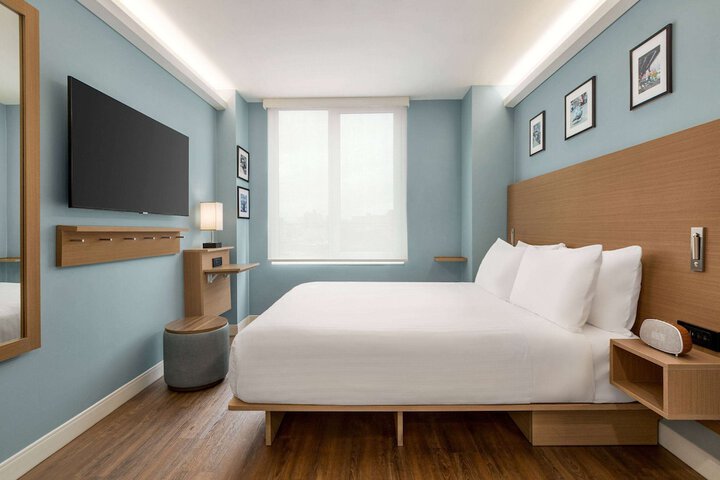 Wingate by Wyndham Bronx / Haven Park