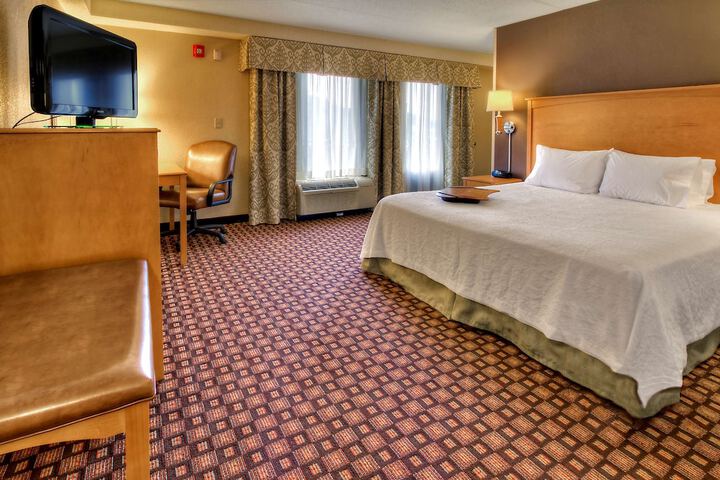 Room 21 of 32