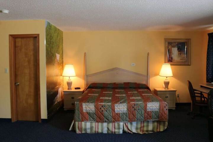 Room 17 of 26