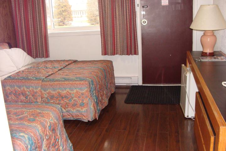 Room 27 of 45