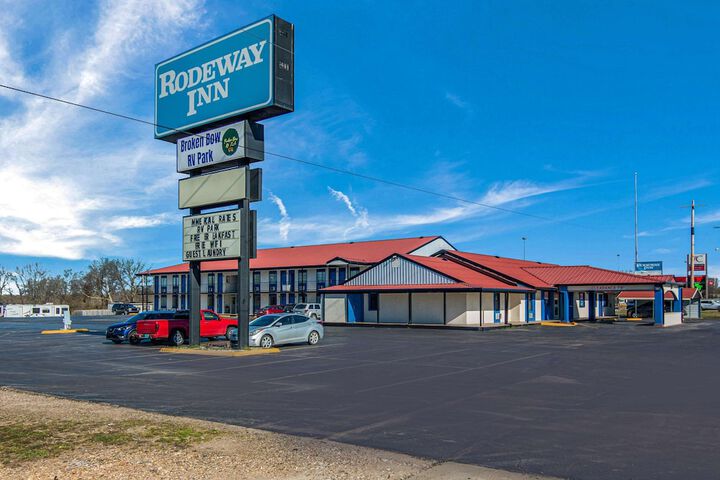 Hotel 5 of 35