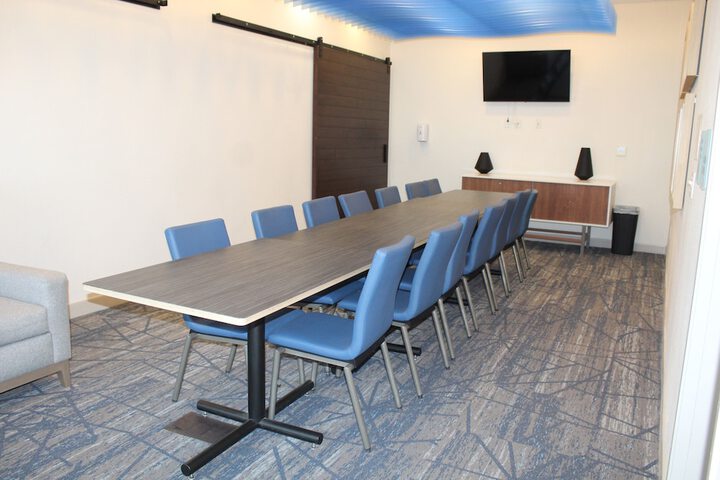 Holiday Inn Express & Suites Roswell by IHG