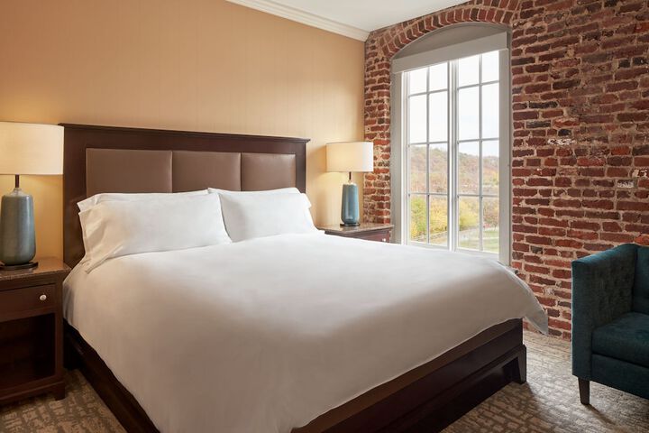 Craddock Terry Hotel Lynchburg, a Tribute Portfolio Hotel