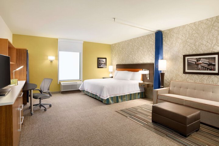 Room 15 of 34