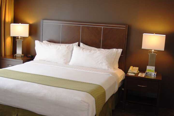 Room 19 of 42