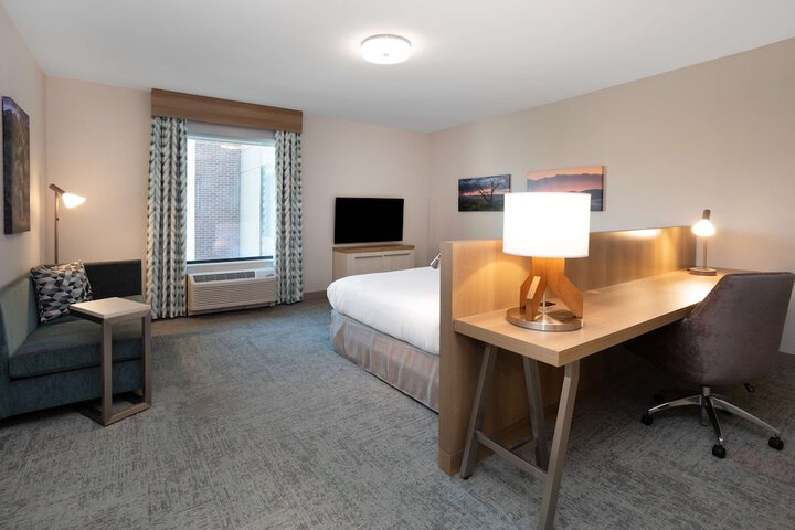 Room 18 of 31