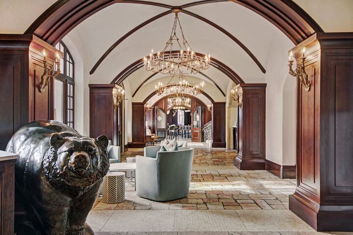 Hotel Interior 68 of 450
