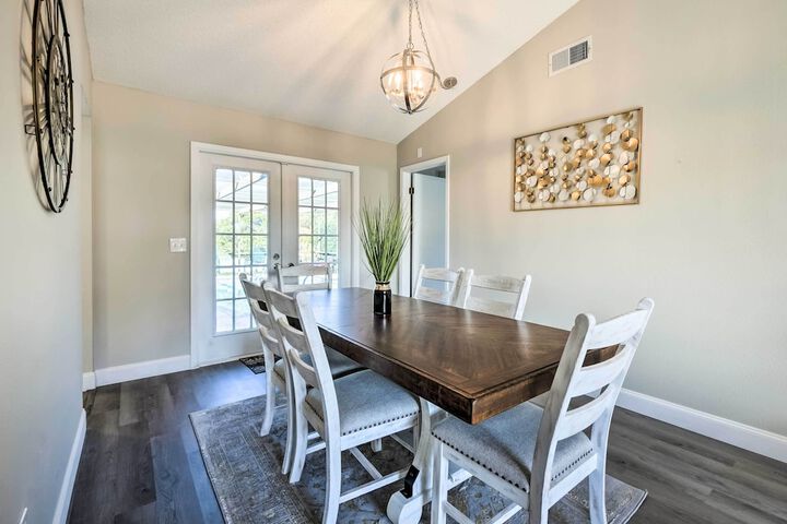 Waterfront Port Richey House w / Heated Pool!
