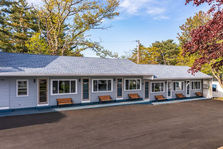 The Beaches Guest Rooms and Cottages