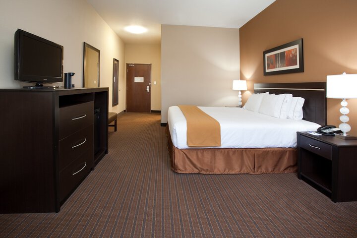 Room 14 of 35