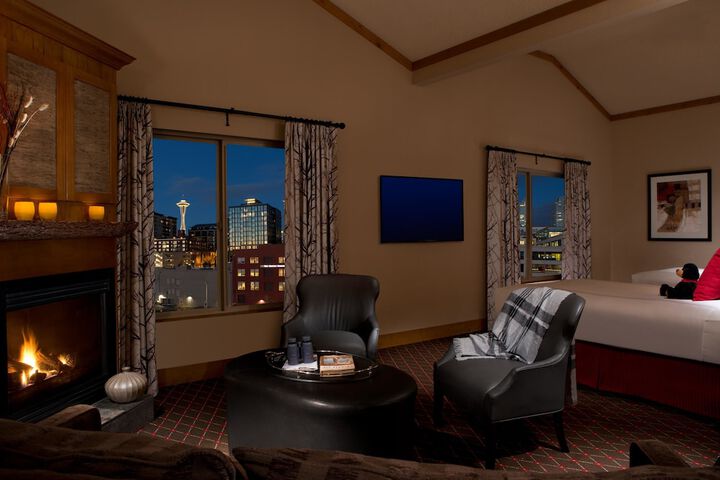 Room 45 of 118