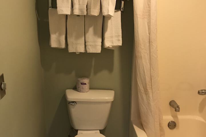 Room 14 of 30