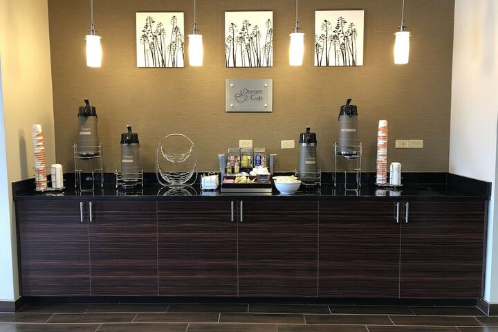 Sleep Inn & Suites Cumberland - LaVale