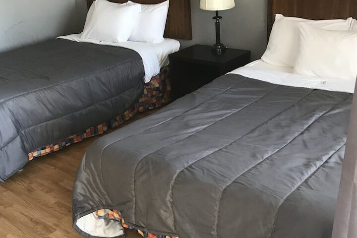 Room 10 of 36