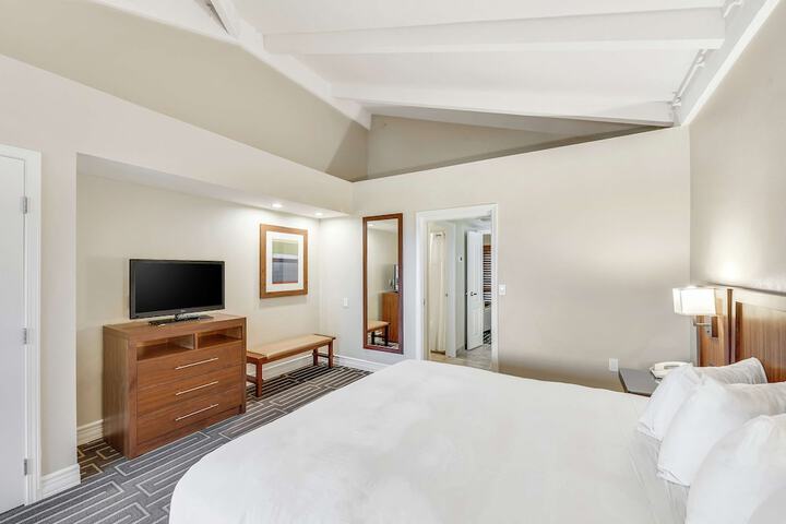 Room 59 of 146