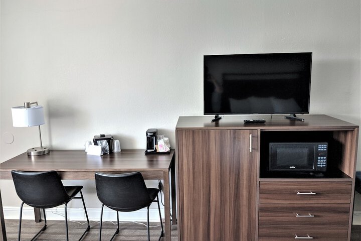 Room 29 of 38