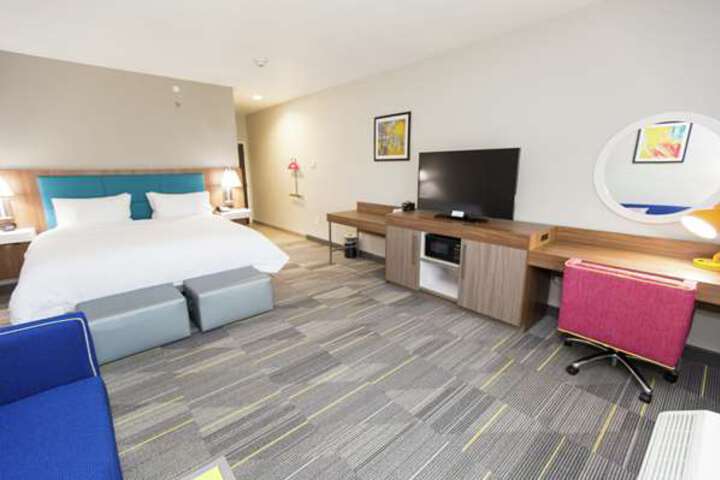Room 114 of 200