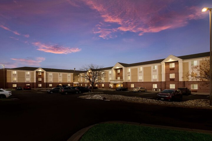 Hotel 8 of 32