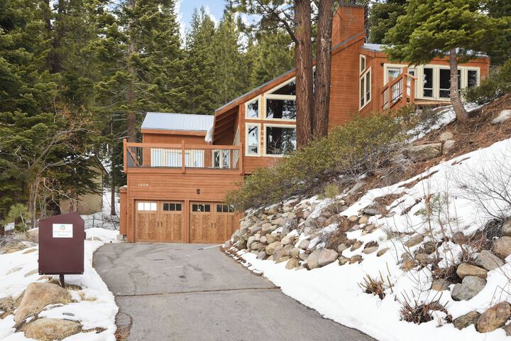 Incline Village Manor Near Beach & More!