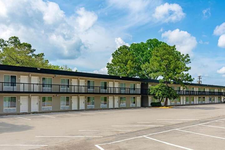 Rodeway Inn Huntsville West