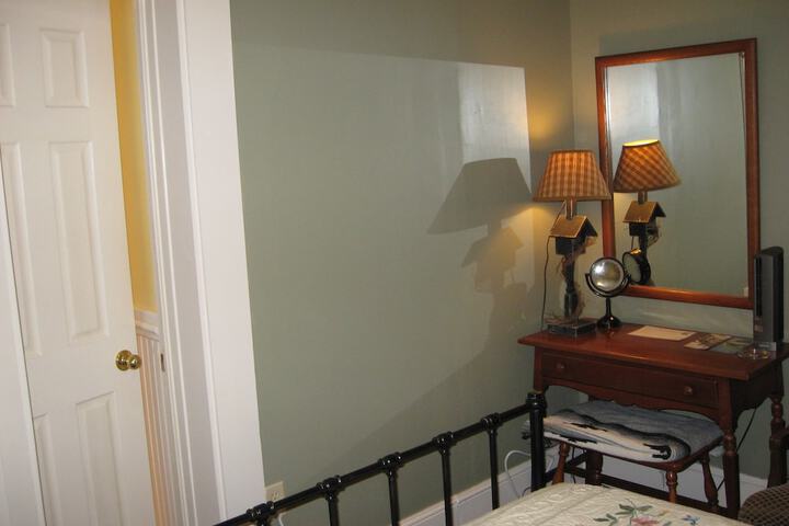 Room 25 of 112