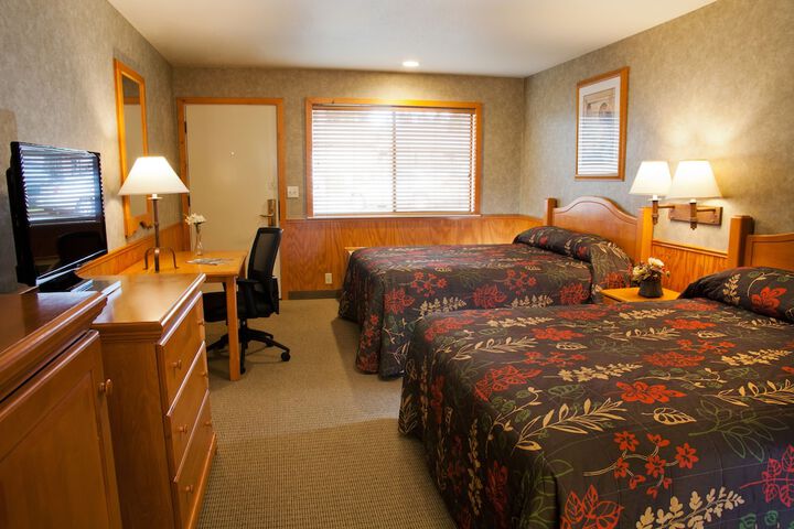 Room 11 of 18