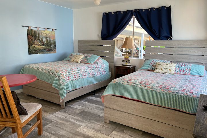 Room 44 of 111