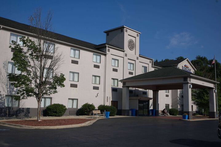 Hotel 4 of 33