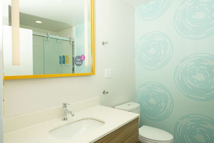 Tru by Hilton The Colony Dallas