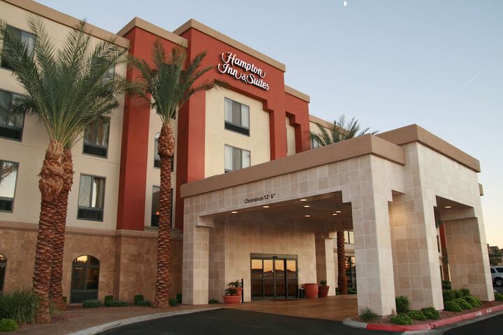 Hotel 2 of 59