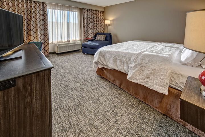 Room 18 of 38