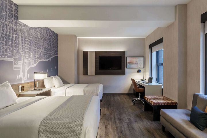 Room 50 of 80