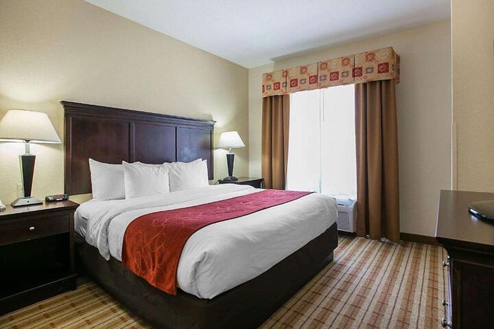 Room 8 of 24