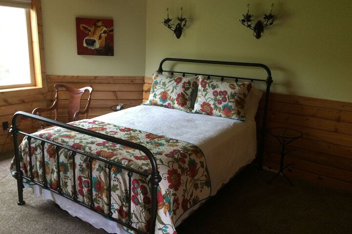 Room 18 of 37