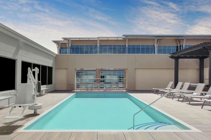 Pool 14 of 71