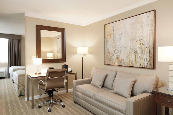 Ethan Allen Hotel