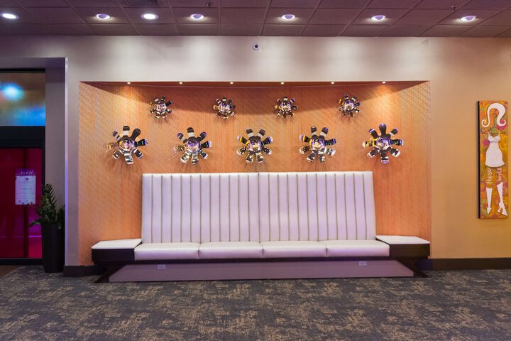 Hotel Interior 30 of 131