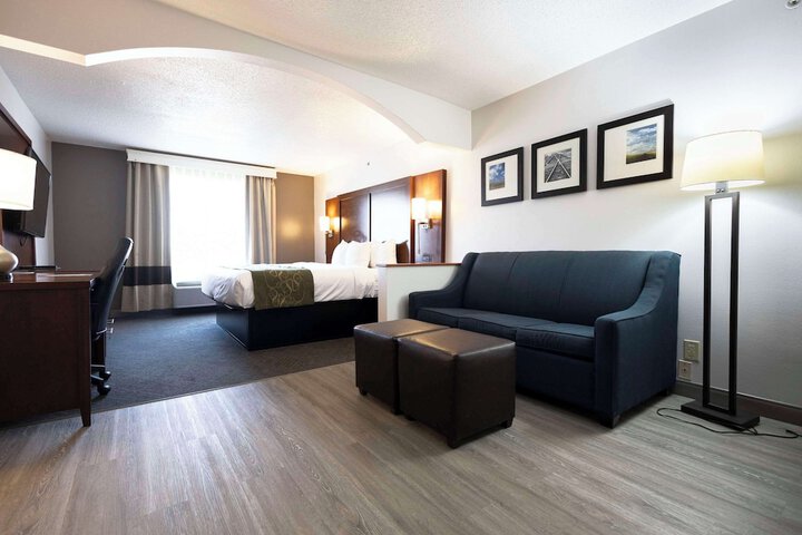 Room 35 of 107