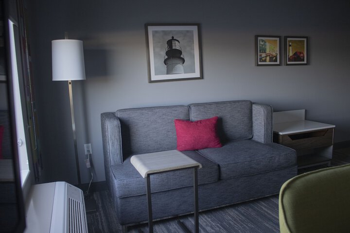 Room 46 of 93