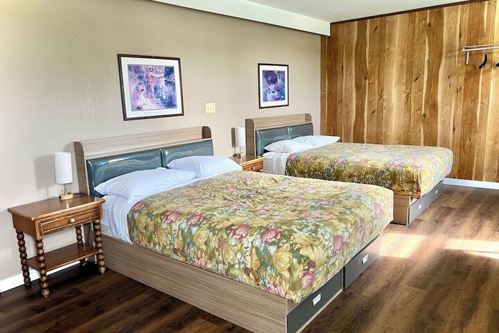 Valemount Hotel