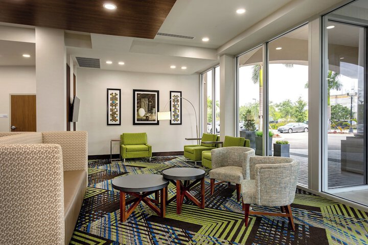 Hotel 4 of 43